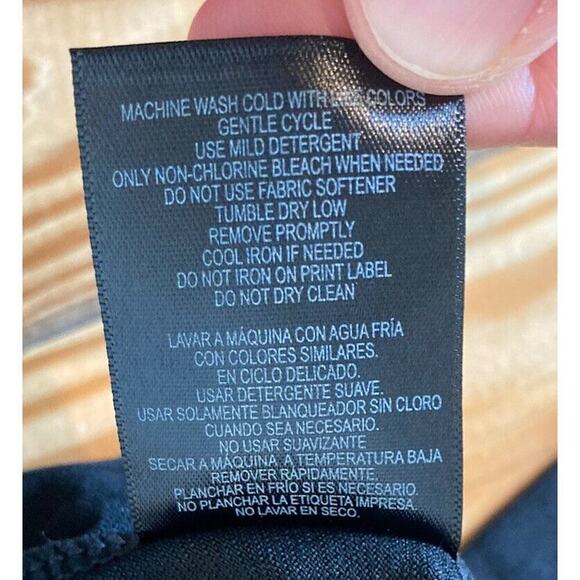 NWT 32 Degrees Heat Long Sleeve Top Size Medium Women’s Black - Picture 5 of 9